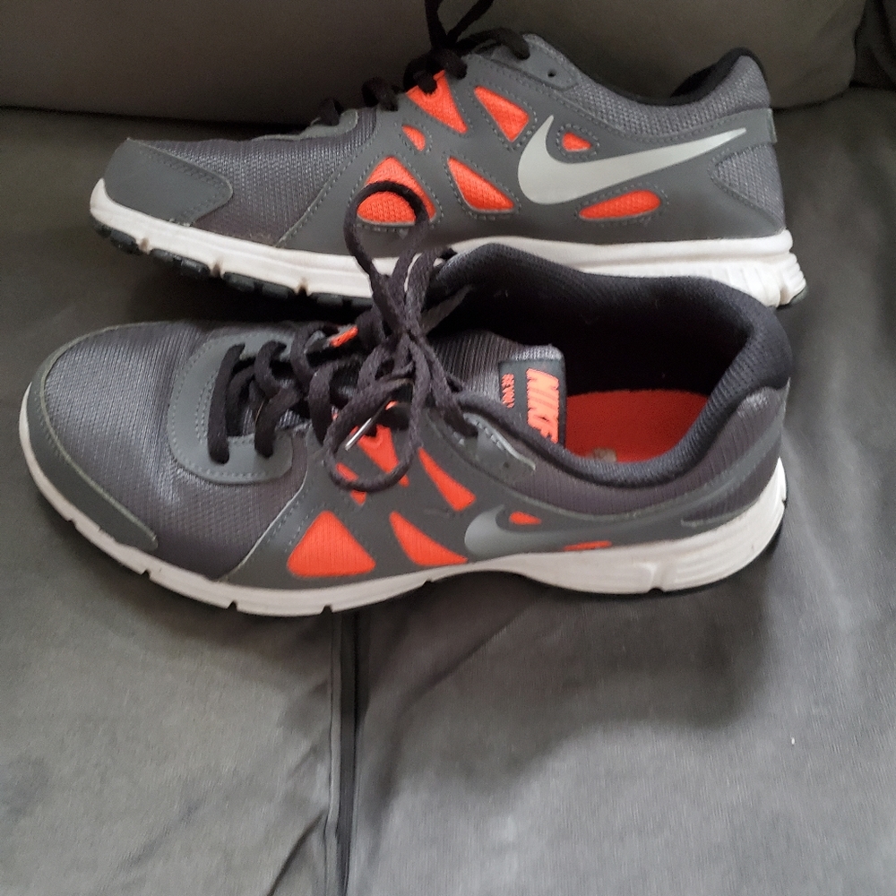 Nike (6Y) Revolution 2 sneakers